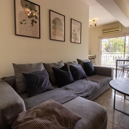 & Peaceful 2br * Nikósie