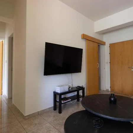 & Peaceful 2br Apartament Nikozja